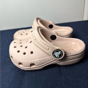 Kids CROCS Classic Clogs | Light Pink / Blush | Toddler Size 6